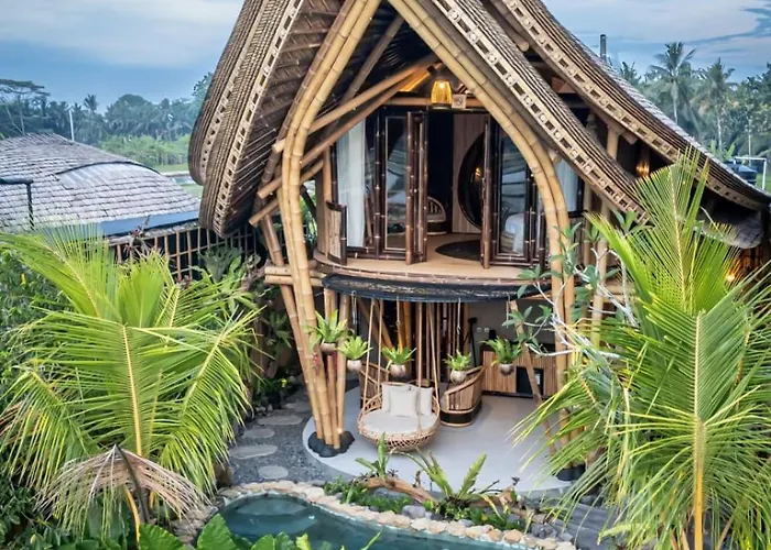 The Queen Bamboo Villa
