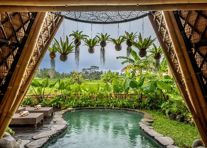 The Queen Bamboo Villa